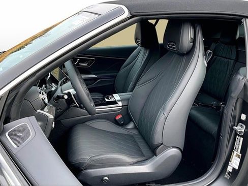 New 2026 Mercedes-Benz CLE 53 AMG 4MATIC Cabriolet image 12