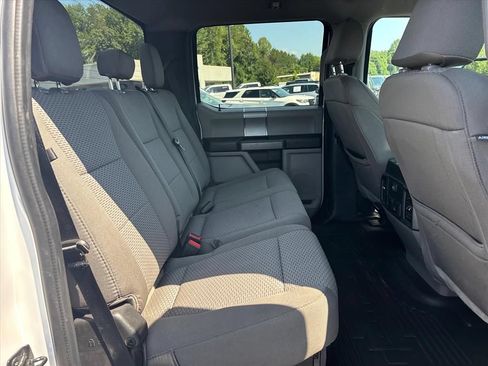 Used 2021 Ford F250 XLT w/ XLT Premium Package AWD/4WD image 16