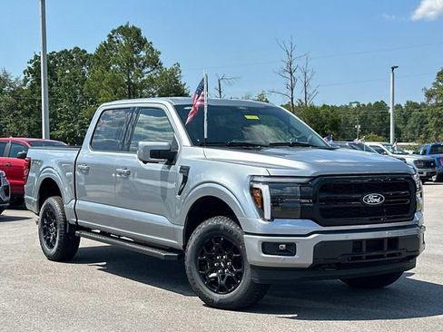 New 2025 Ford F150 Lariat w/ FX4 Off-Road Package image 13