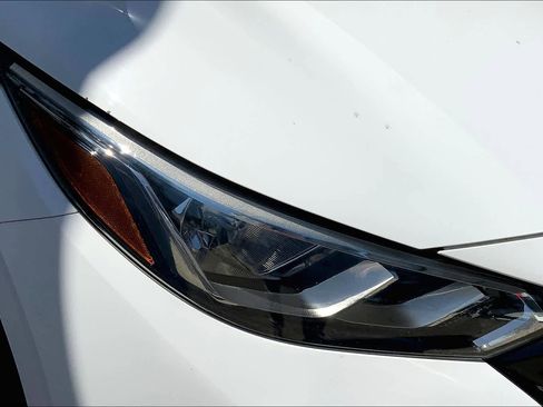 Used 2021 Nissan Sentra SV FWD image 27