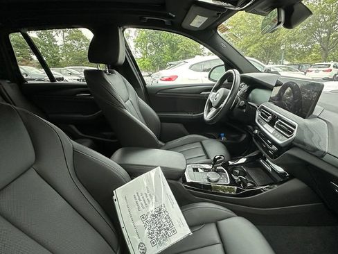 Used 2023 BMW X3 xDrive30i w/ M Sport Package AWD/4WD image 4