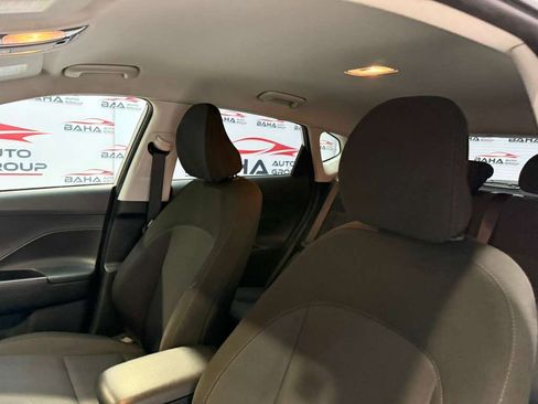 Used 2025 Hyundai Kona SEL image 31