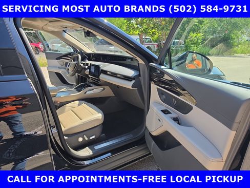 Used 2024 Lincoln Nautilus Reserve w/ Equipment Group 202A AWD/4WD image 16