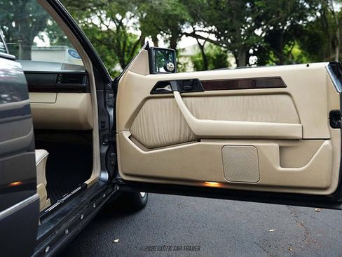 Used 1995 Mercedes-Benz E 320 Convertible image 35