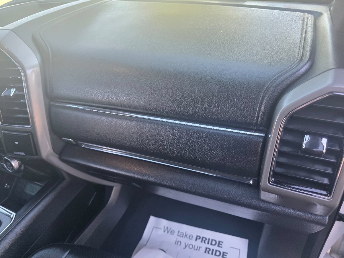 Used 2020 Ford Expedition XLT w/ Equipment Group 202A RWD image 30
