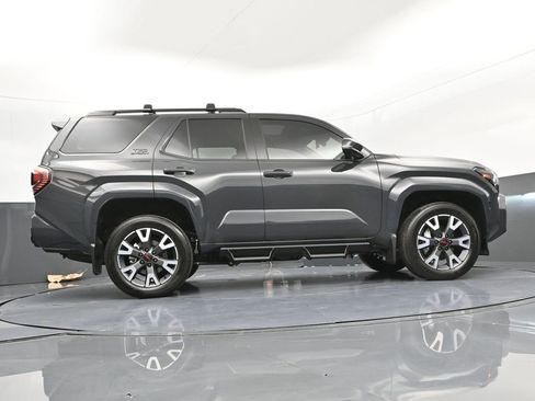 Used 2025 Toyota 4Runner TRD Sport image 38