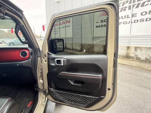 Used 2020 Jeep Gladiator Rubicon w/ Dual Top Group image 19