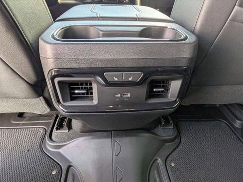 Used 2024 GMC Sierra 2500 AT4 w/ AT4 Premium Plus Package AWD/4WD image 18