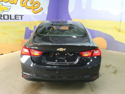 Used 2022 Chevrolet Malibu LS FWD image 6