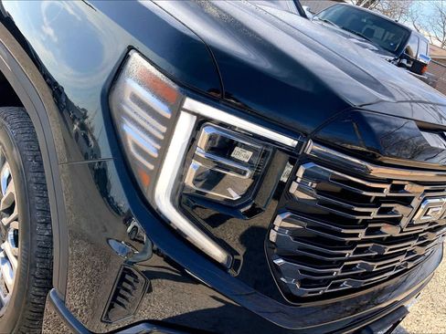 Used 2025 GMC Sierra 1500 Denali Ultimate image 28