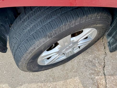 Used 2016 GMC Terrain SLE FWD image 36
