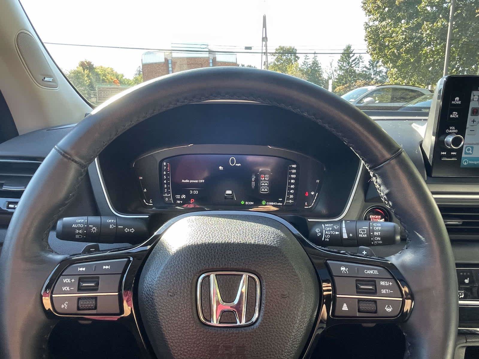 Used 2024 Honda Pilot Elite image 12