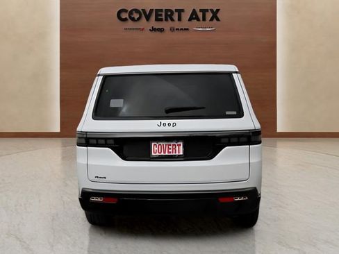 New 2026 Jeep Grand Wagoneer L Limited image 4