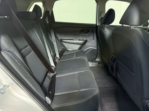 Certified 2025 Nissan Rogue S image 31