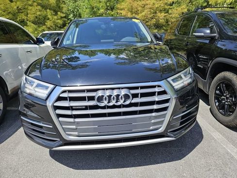 Used 2018 Audi Q5 2.0T Premium Plus w/ Premium Plus Package AWD/4WD image 3