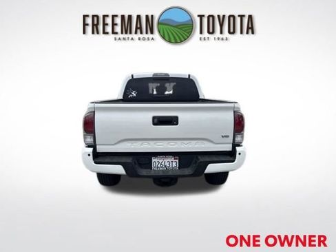 Used 2023 Toyota Tacoma TRD Off-Road w/ Advanced Technology Package AWD/4WD image 6