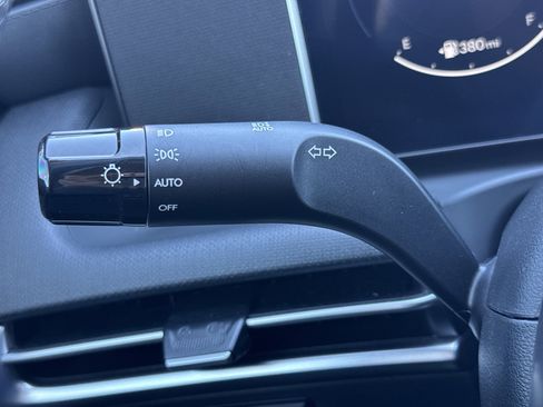 Used 2025 Hyundai Tucson SEL image 14