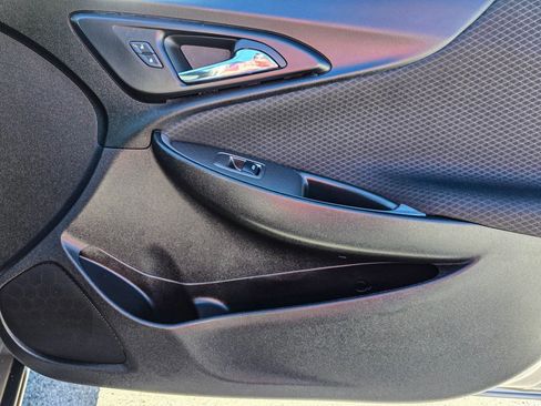 Used 2025 Chevrolet Malibu LT FWD image 39