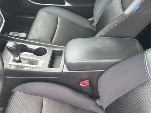 Used 2016 Nissan Altima 3.5 SR FWD image 27