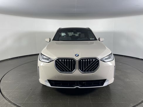 Used 2025 BMW X3 xDrive30i w/ Premium Package image 5