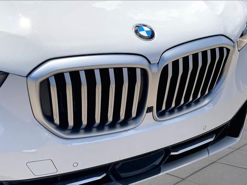 Used 2024 BMW X5 xDrive40i w/ Premium Package AWD/4WD image 29
