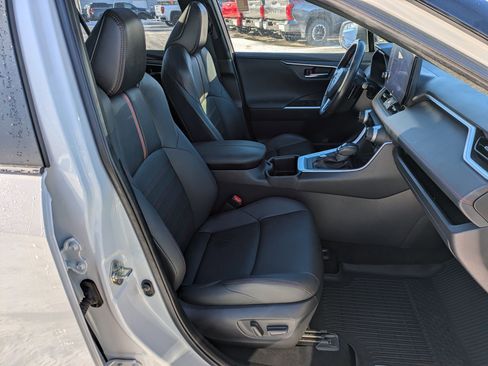 Used 2023 Toyota RAV4 XSE w/ Premium Package image 23