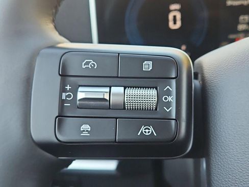 New 2026 Hyundai Santa Fe SE image 11