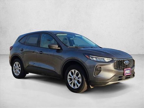 Used 2025 Ford Escape Active image 3