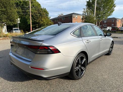 Used 2023 Honda Accord Sport image 7