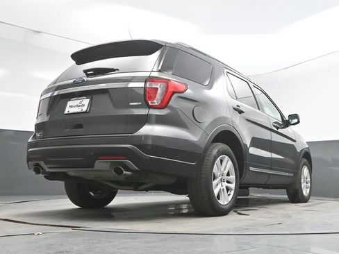 Used 2019 Ford Explorer XLT w/ Equipment Group 202A AWD/4WD image 40