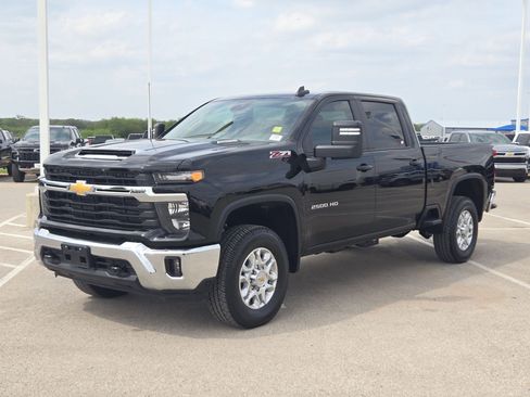 Certified 2026 Chevrolet Silverado 2500 LT image 7