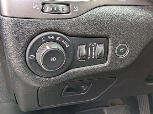 Certified 2020 Jeep Cherokee Limited w/ Technology Group image 13