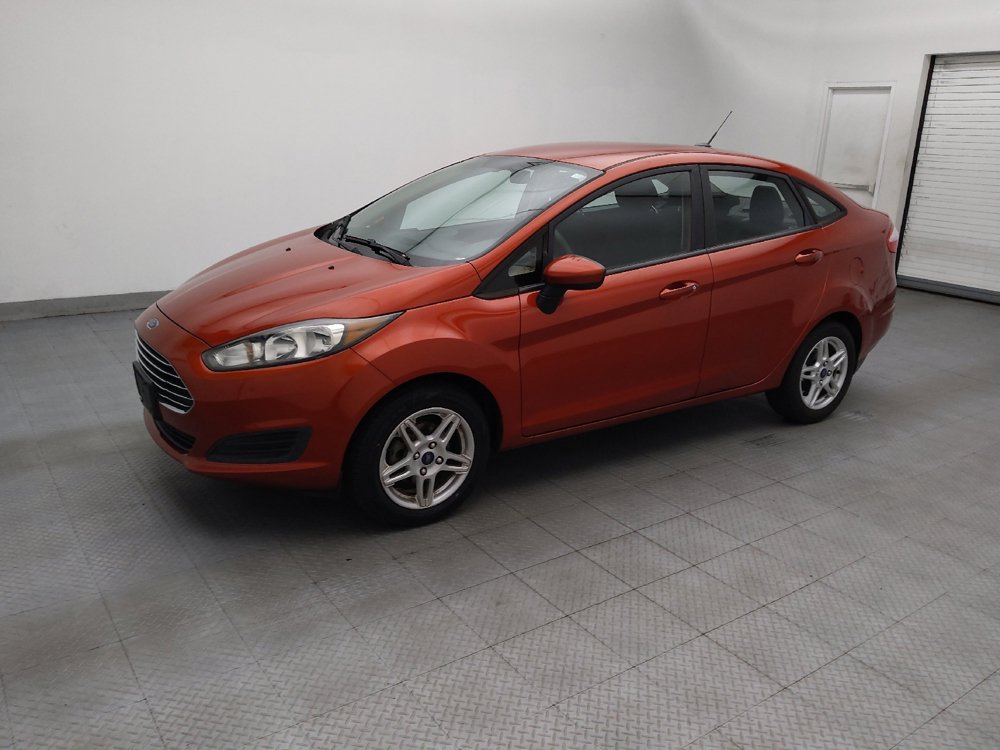 Used 2018 Ford Fiesta SE FWD image 2