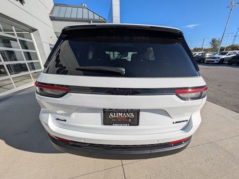 New 2025 Jeep Grand Cherokee Limited w/ Black Appearance Package image 10