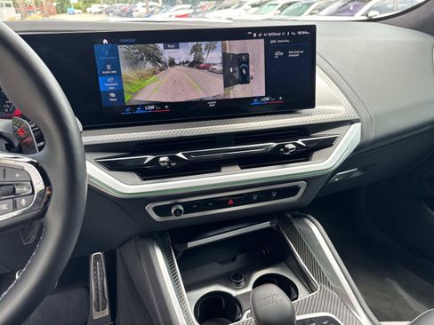 Used 2023 BMW XM AWD/4WD image 25