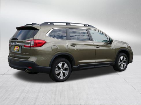 Certified 2025 Subaru Ascent Premium AWD/4WD image 7