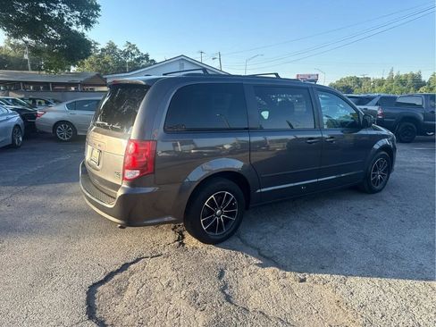 Used 2016 Dodge Grand Caravan R/T FWD image 5