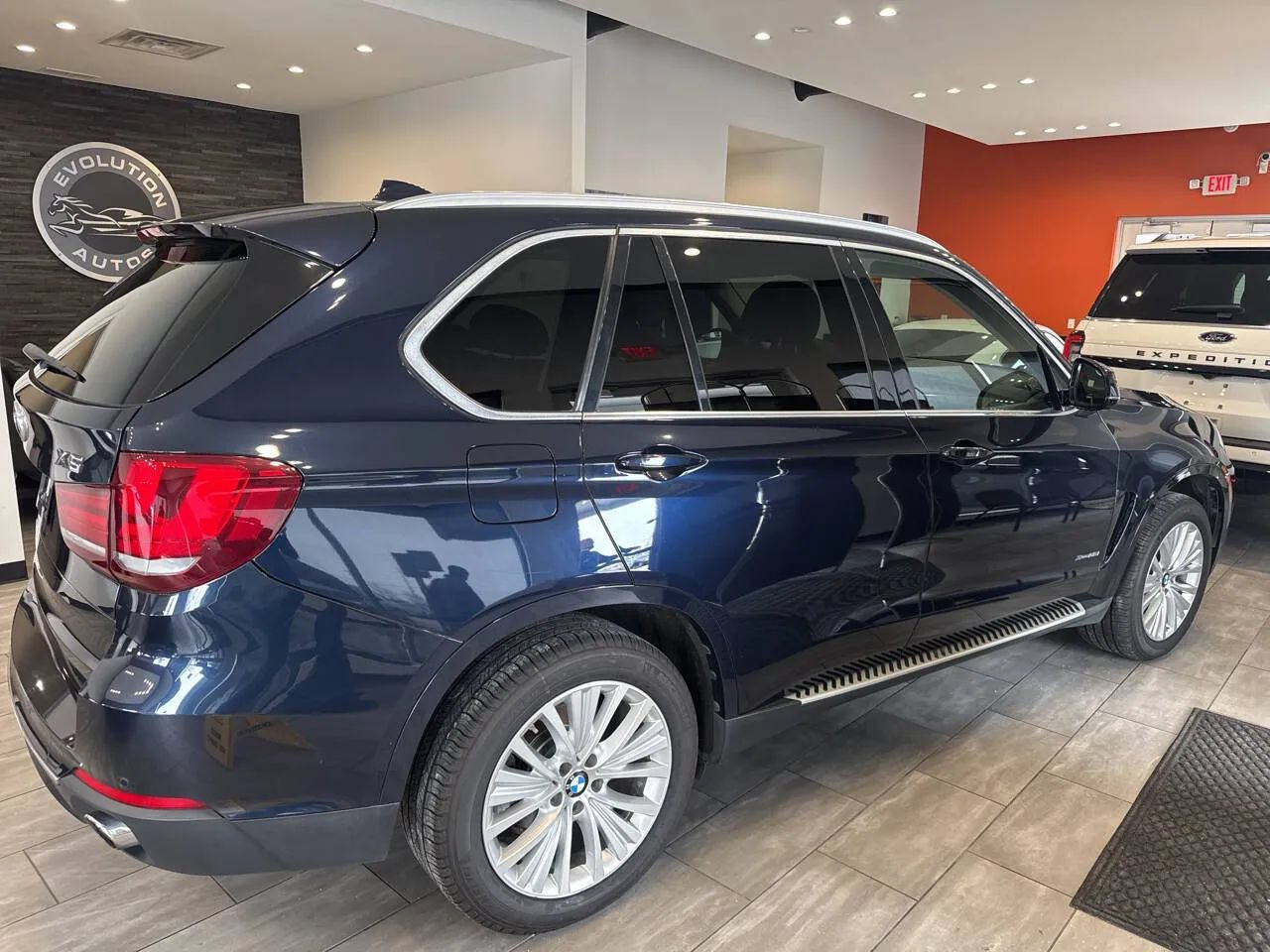 Used 2016 BMW X5 xDrive35i w/ Premium Package AWD/4WD image 11