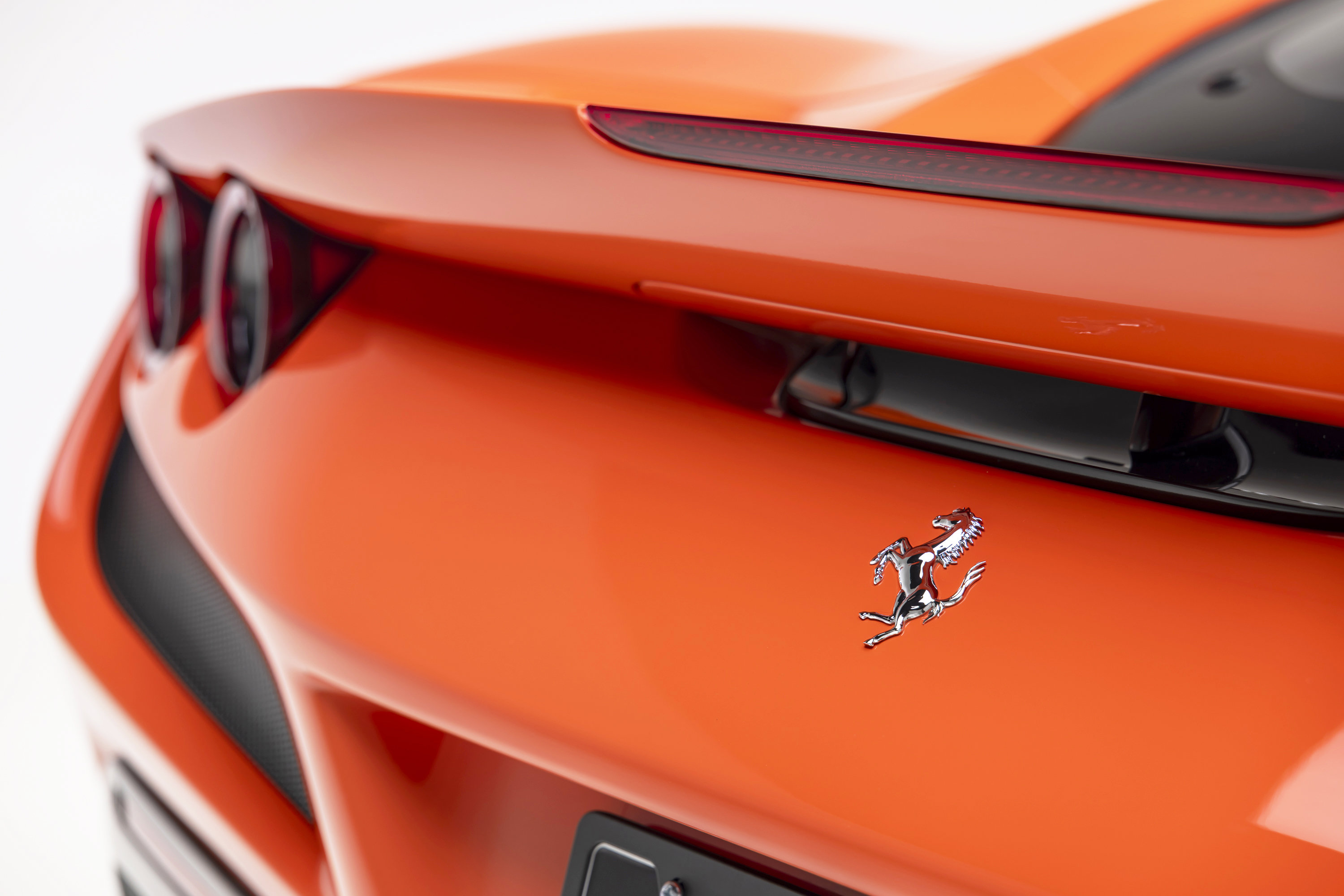 Certified 2021 Ferrari F8 Tributo RWD image 19