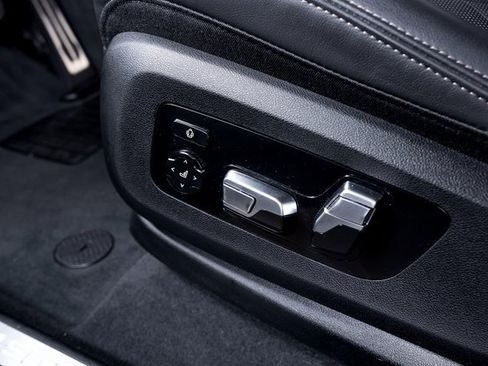 Used 2023 BMW X6 M50i w/ Parking Assistance Package image 22