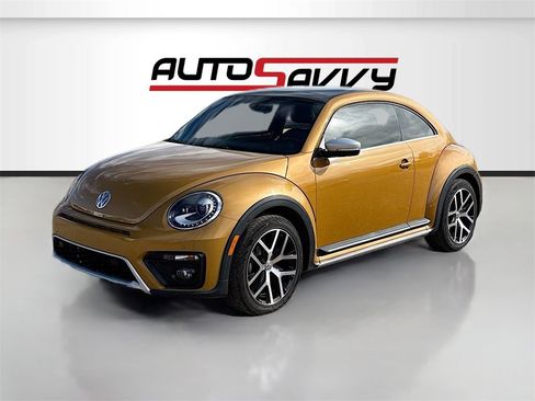 Used 2017 Volkswagen Beetle 1.8T Dune image 3