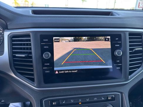 Used 2021 Volkswagen Atlas SE image 29