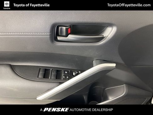 Used 2026 Toyota Corolla Cross LE w/ Moonroof Package image 26