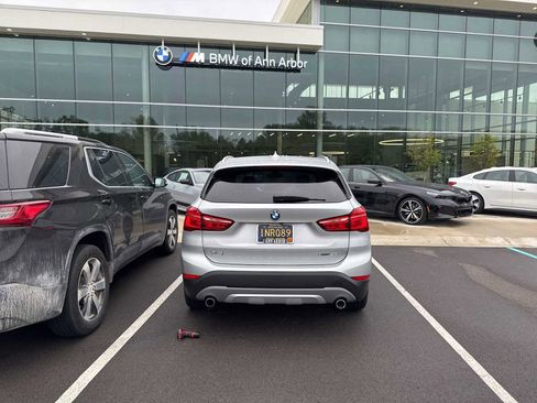 Used 2018 BMW X1 xDrive28i w/ Convenience Package AWD/4WD image 6