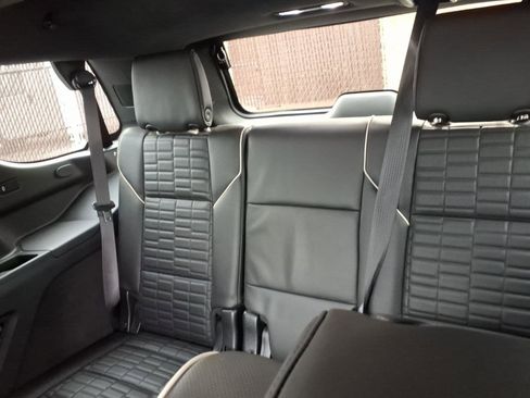 Certified 2023 Cadillac Escalade V w/ LPO, ONYX Package AWD/4WD image 18