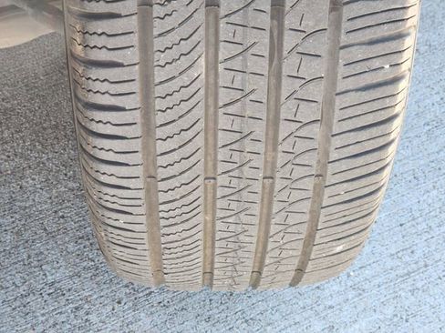 Used 2025 Ford Explorer ST AWD/4WD image 11