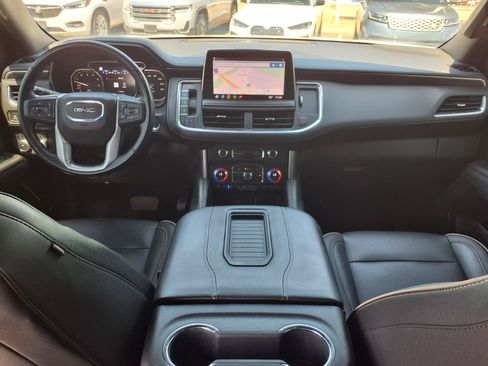 Used 2021 GMC Yukon SLT w/ SLT Premium Package AWD/4WD image 17