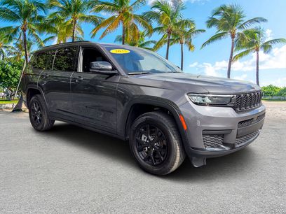 Used 2025 Jeep Grand Cherokee L Altitude