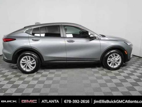 New 2026 Buick Envista Preferred w/ Convenience II Package image 2