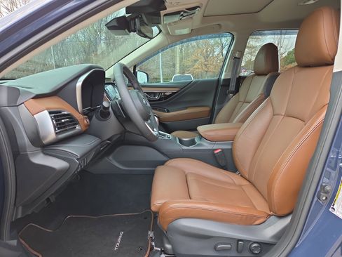 Certified 2025 Subaru Outback Touring XT image 10